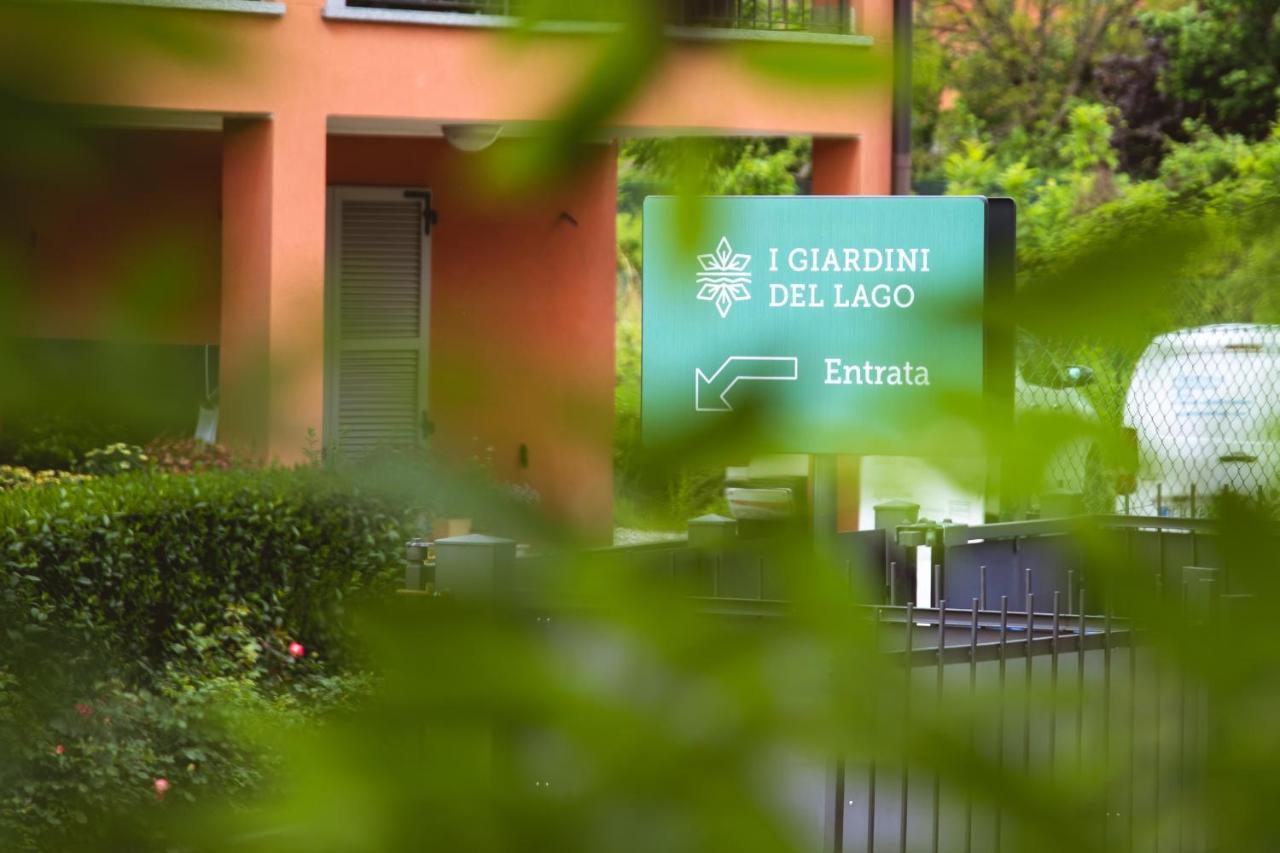 Agriturismo Familiare I Giardini Del Lago Βαρέζε Εξωτερικό φωτογραφία